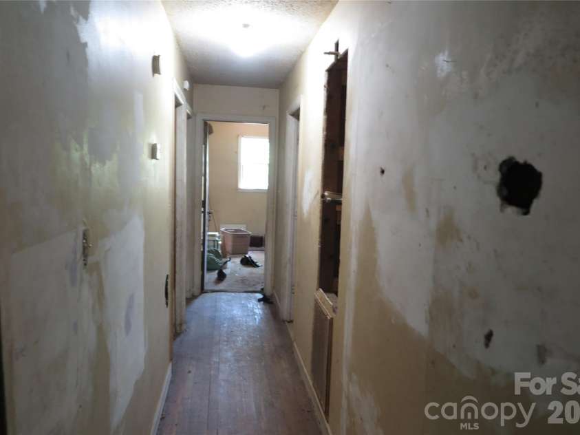 4814 Chapel Grove Road, Gastonia, NC 28052.  MLS# CAR4247562, YatesRealty ID 4560. 