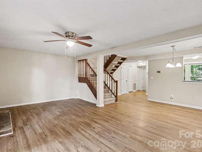 5912 Bayswater Lane, Charlotte, NC 28212.  MLS# CAR4416604, YatesRealty ID 45602. 