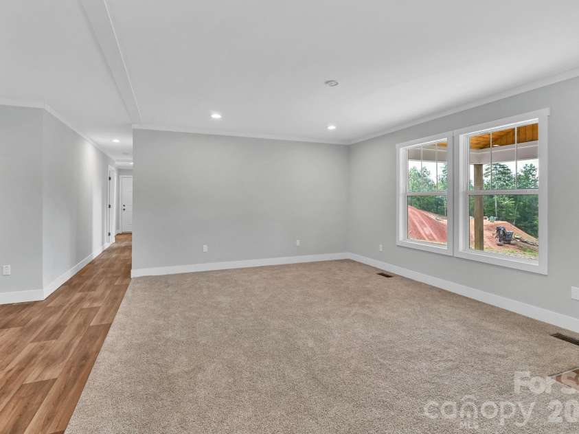 35 Rutledge Lane, Mars Hill, NC 28753.  MLS# CAR4416551, YatesRealty ID 45603. 
