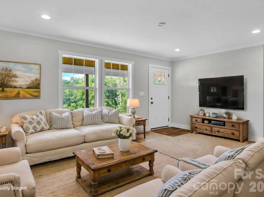 35 Rutledge Lane, Mars Hill, NC 28753.  MLS# CAR4416551, YatesRealty ID 45603. 