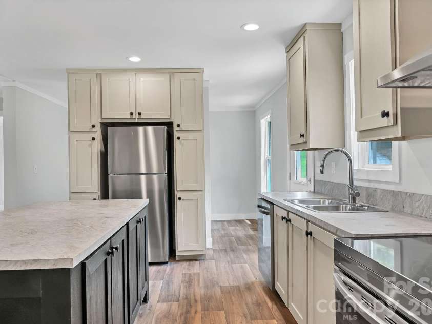 35 Rutledge Lane, Mars Hill, NC 28753.  MLS# CAR4416551, YatesRealty ID 45603. 