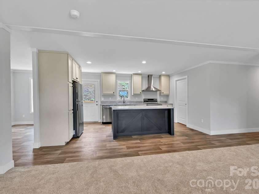 35 Rutledge Lane, Mars Hill, NC 28753.  MLS# CAR4416551, YatesRealty ID 45603. 
