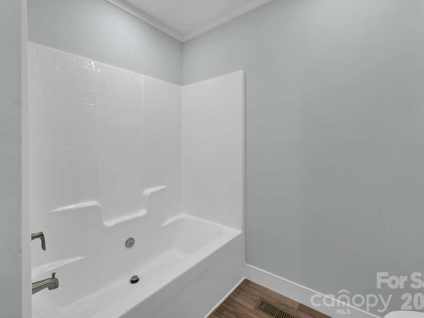 35 Rutledge Lane, Mars Hill, NC 28753.  MLS# CAR4416551, YatesRealty ID 45603. 