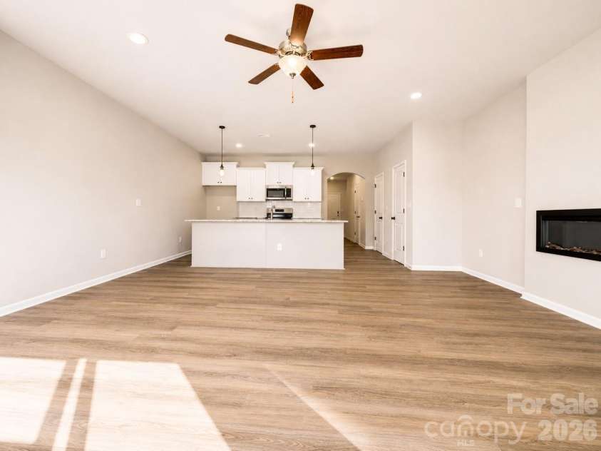 3048 Aberleaf Lane, Charlotte, NC 28227.  MLS# CAR4416602, YatesRealty ID 45604. 