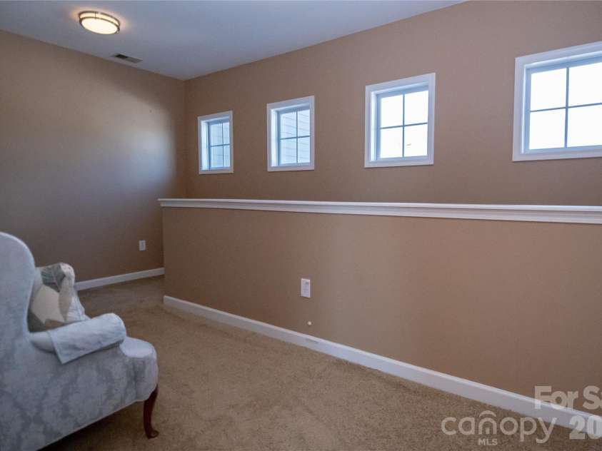 105 Commons Drive, Morganton, NC 28655.  MLS# CAR4416627, YatesRealty ID 45605. 