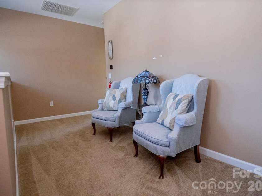 105 Commons Drive, Morganton, NC 28655.  MLS# CAR4416627, YatesRealty ID 45605. 