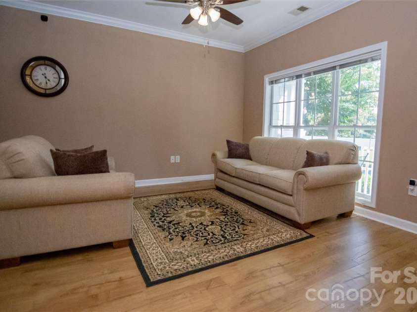 105 Commons Drive, Morganton, NC 28655.  MLS# CAR4416627, YatesRealty ID 45605. 