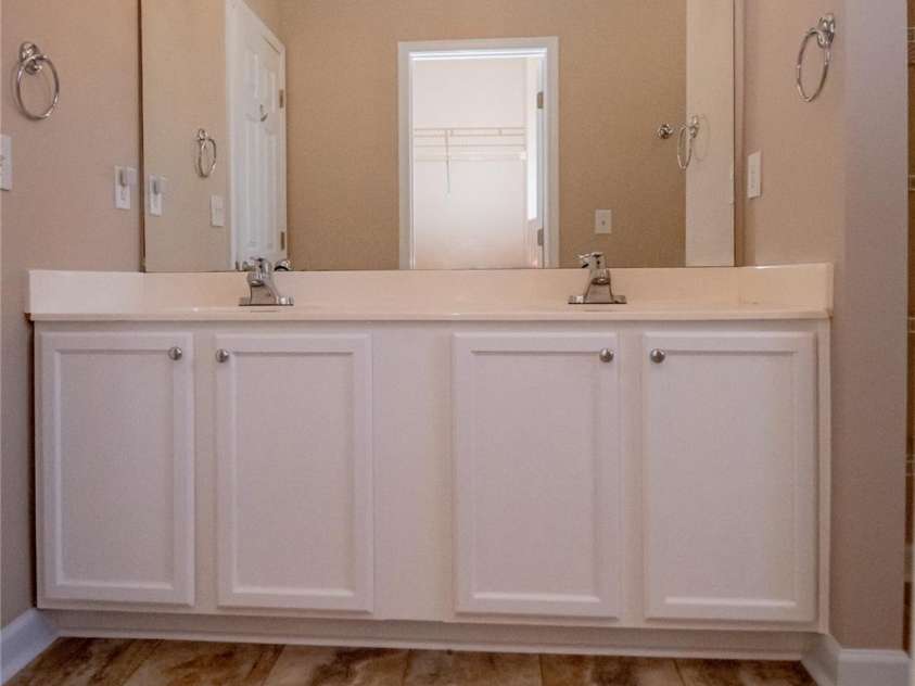 105 Commons Drive, Morganton, NC 28655.  MLS# CAR4416627, YatesRealty ID 45605. 