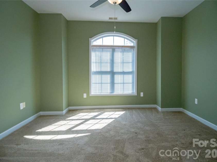 105 Commons Drive, Morganton, NC 28655.  MLS# CAR4416627, YatesRealty ID 45605. 