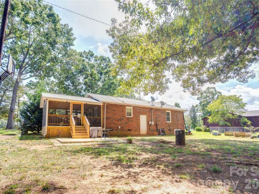 2050 Stirewalt Road, China Grove, NC 28023.  MLS# CAR4416501, YatesRealty ID 45606. 