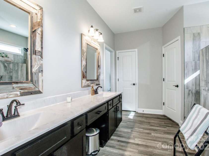 150 Belk Estate Drive, Mooresville, NC 28115.  MLS# CAR4228857, YatesRealty ID 4561. 