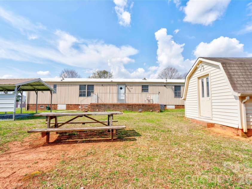 2728 Polkville Road, Shelby, NC 28150.  MLS# CAR4357982, YatesRealty ID 45613. 
