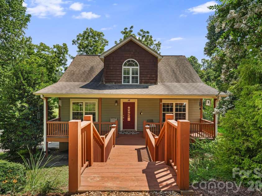 16 Heather Mist Drive, Weaverville, NC 28787.  MLS# CAR4416646, YatesRealty ID 45615. 