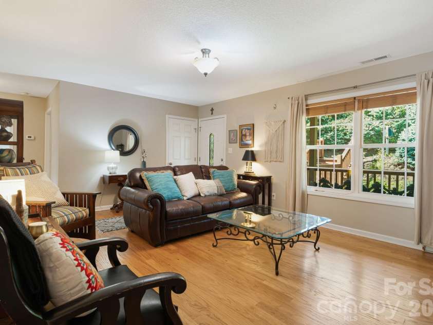 16 Heather Mist Drive, Weaverville, NC 28787.  MLS# CAR4416646, YatesRealty ID 45615. 