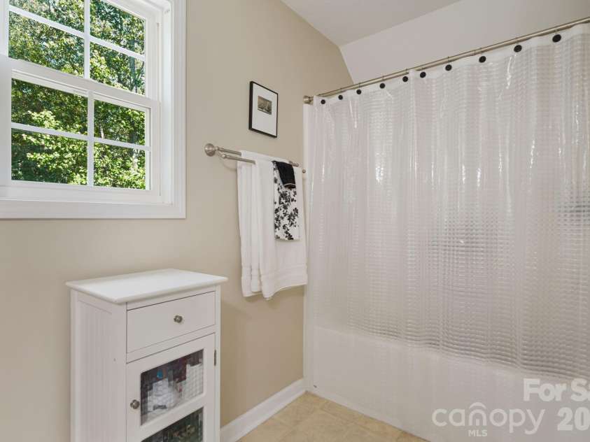 16 Heather Mist Drive, Weaverville, NC 28787.  MLS# CAR4416646, YatesRealty ID 45615. 