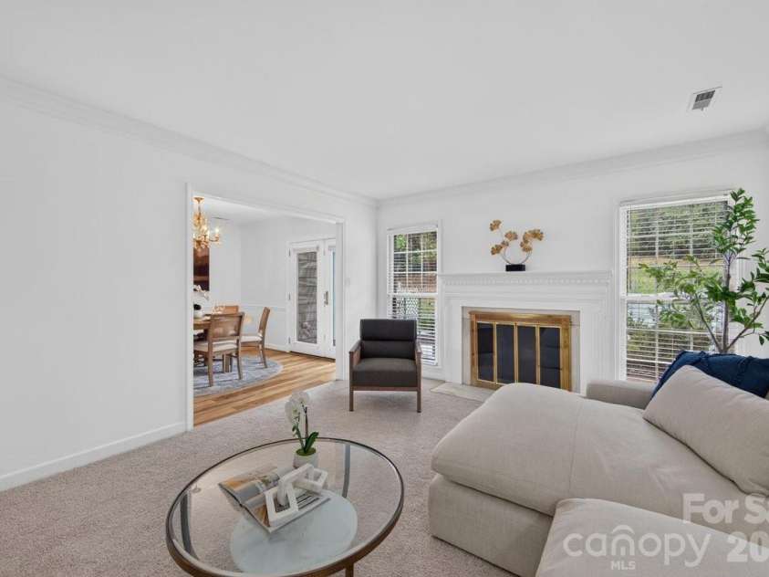4219 Blacktree Lane, Charlotte, NC 28226.  MLS# CAR4416389, YatesRealty ID 45617. 