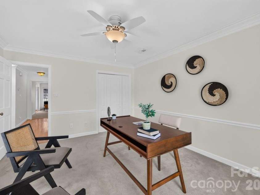 4219 Blacktree Lane, Charlotte, NC 28226.  MLS# CAR4416389, YatesRealty ID 45617. 