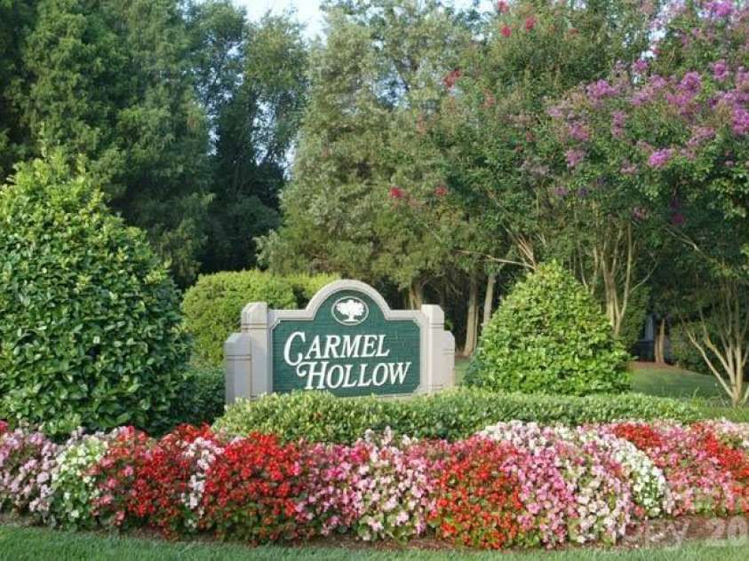 4219 Blacktree Lane, Charlotte, NC 28226.  MLS# CAR4416389, YatesRealty ID 45617. 
