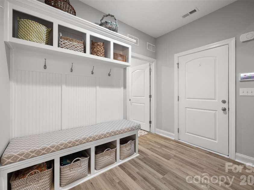 6887 Hunts Mesa Drive, Indian Land, SC 29707.  MLS# CAR4415473, YatesRealty ID 45618. 