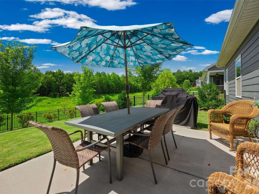6887 Hunts Mesa Drive, Indian Land, SC 29707.  MLS# CAR4415473, YatesRealty ID 45618. 