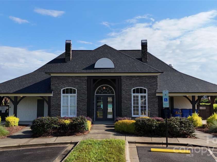 5601 Ballenger Court, Waxhaw, NC 28173.  MLS# CAR4177802, YatesRealty ID 4562. 