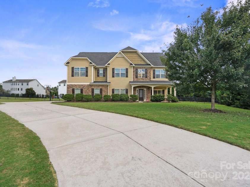 5601 Ballenger Court, Waxhaw, NC 28173.  MLS# CAR4177802, YatesRealty ID 4562. 