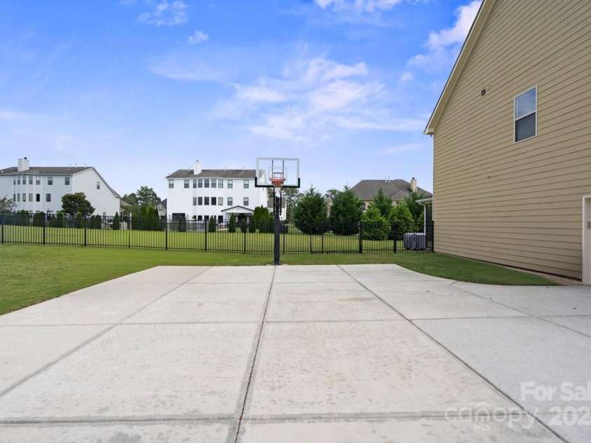 5601 Ballenger Court, Waxhaw, NC 28173.  MLS# CAR4177802, YatesRealty ID 4562. 