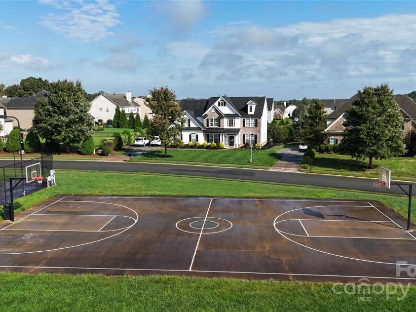 5601 Ballenger Court, Waxhaw, NC 28173.  MLS# CAR4177802, YatesRealty ID 4562. 