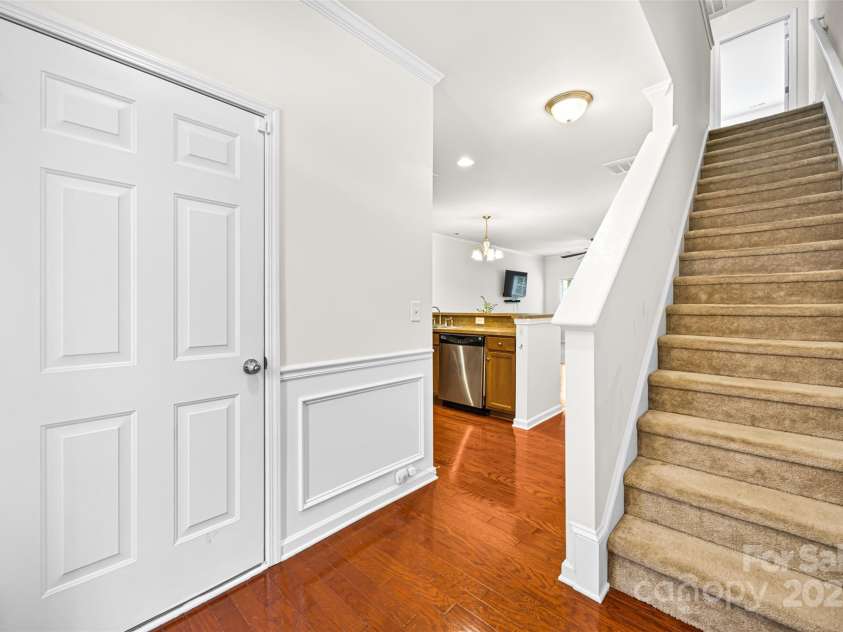 723 Winding Way, Rock Hill, SC 29732.  MLS# CAR4322146, YatesRealty ID 4562. Entry Hall