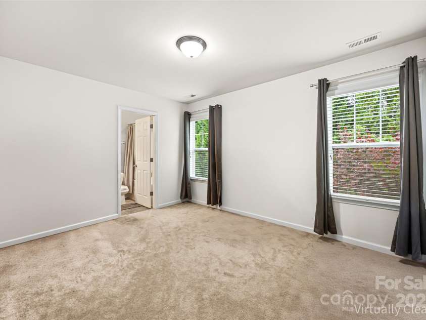 723 Winding Way, Rock Hill, SC 29732.  MLS# CAR4322146, YatesRealty ID 4562. Primary Bedroom 2 w/ Full Bath