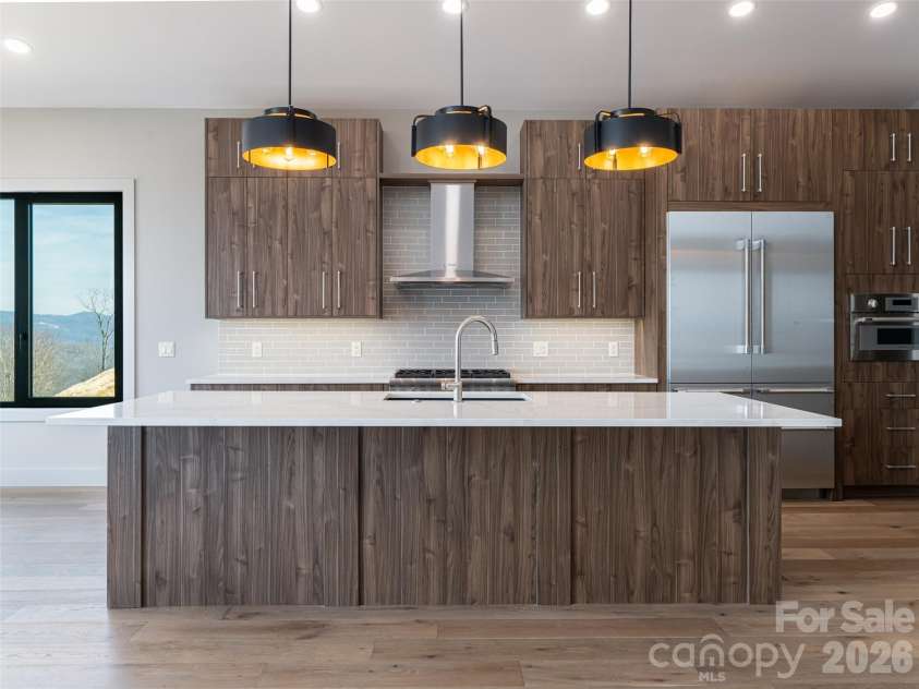 247 Coachman Drive, Hendersonville, NC 28791.  MLS# CAR4355348, YatesRealty ID 45621. Kitchen Island