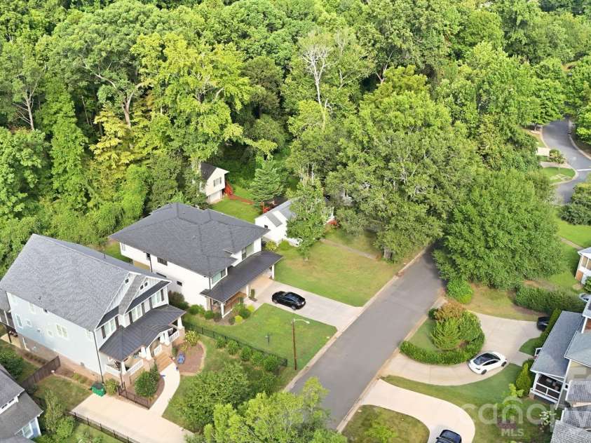 2316 Kingsbury Drive, Charlotte, NC 28205.  MLS# CAR4416606, YatesRealty ID 45622. 