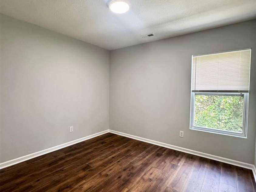 805 Mattox Court, Charlotte, NC 28216.  MLS# CAR4416530, YatesRealty ID 45623. 