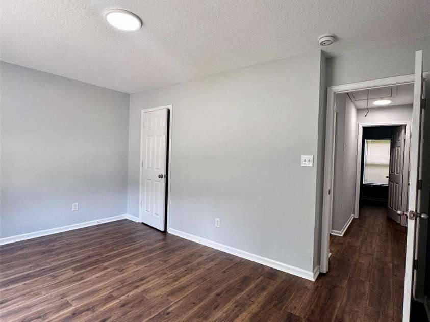 805 Mattox Court, Charlotte, NC 28216.  MLS# CAR4416530, YatesRealty ID 45623. 