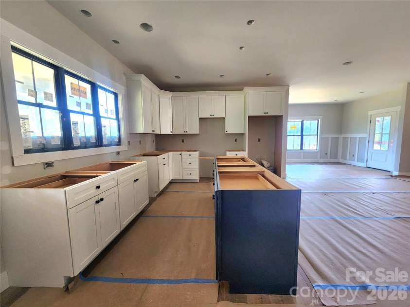 10 Setter Lane, Weaverville, NC 28787.  MLS# CAR4415776, YatesRealty ID 45626. 