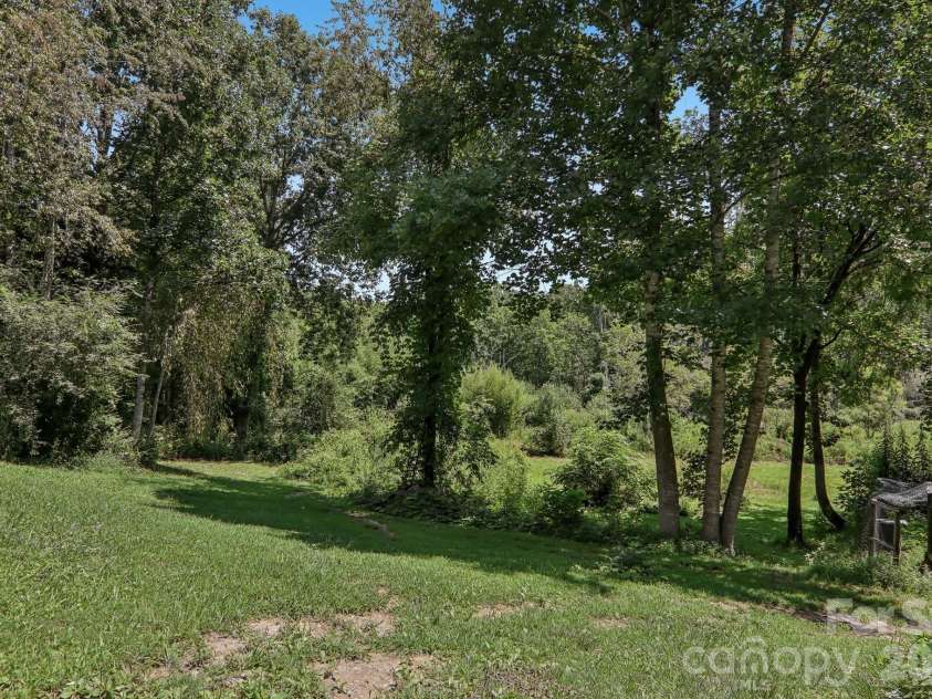 1414 Kanuga Road, Hendersonville, NC 28739.  MLS# CAR4415516, YatesRealty ID 45627. 