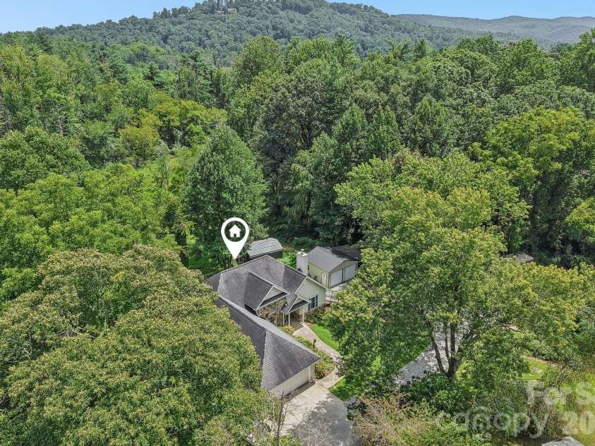 1414 Kanuga Road, Hendersonville, NC 28739.  MLS# CAR4415516, YatesRealty ID 45627. 