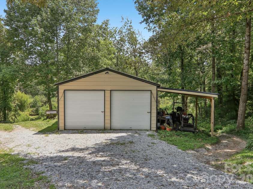 1414 Kanuga Road, Hendersonville, NC 28739.  MLS# CAR4415516, YatesRealty ID 45627. Storage Workshop