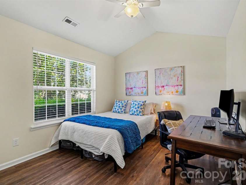 5906 Meadow Hill Drive, Charlotte, NC 28212.  MLS# CAR4405281, YatesRealty ID 45629. 