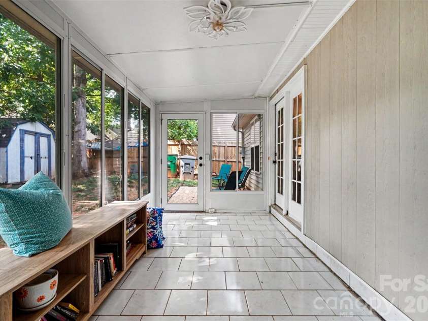 5906 Meadow Hill Drive, Charlotte, NC 28212.  MLS# CAR4405281, YatesRealty ID 45629. 