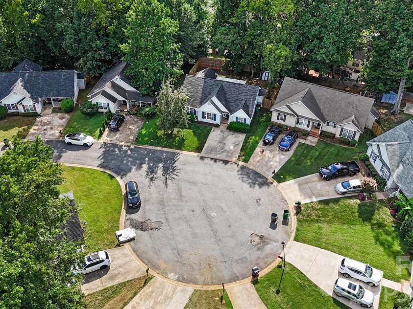 5906 Meadow Hill Drive, Charlotte, NC 28212.  MLS# CAR4405281, YatesRealty ID 45629. 