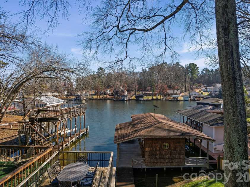 162 Vineyard Road, Norwood, NC 28128.  MLS# CAR4338073, YatesRealty ID 4563. 