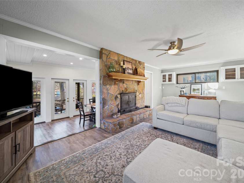162 Vineyard Road, Norwood, NC 28128.  MLS# CAR4338073, YatesRealty ID 4563. 