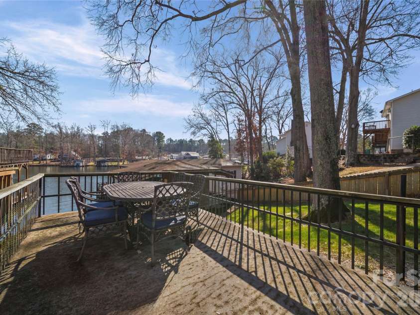 162 Vineyard Road, Norwood, NC 28128.  MLS# CAR4338073, YatesRealty ID 4563. 