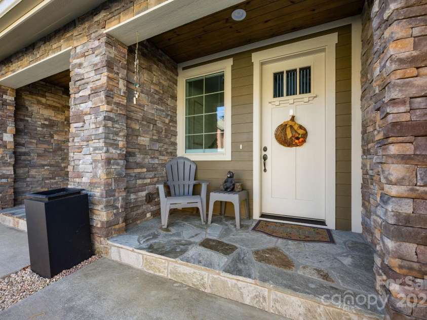 513 Sweet Birch Park Lane, Black Mountain, NC 28711.  MLS# CAR4322583, YatesRealty ID 4563. 