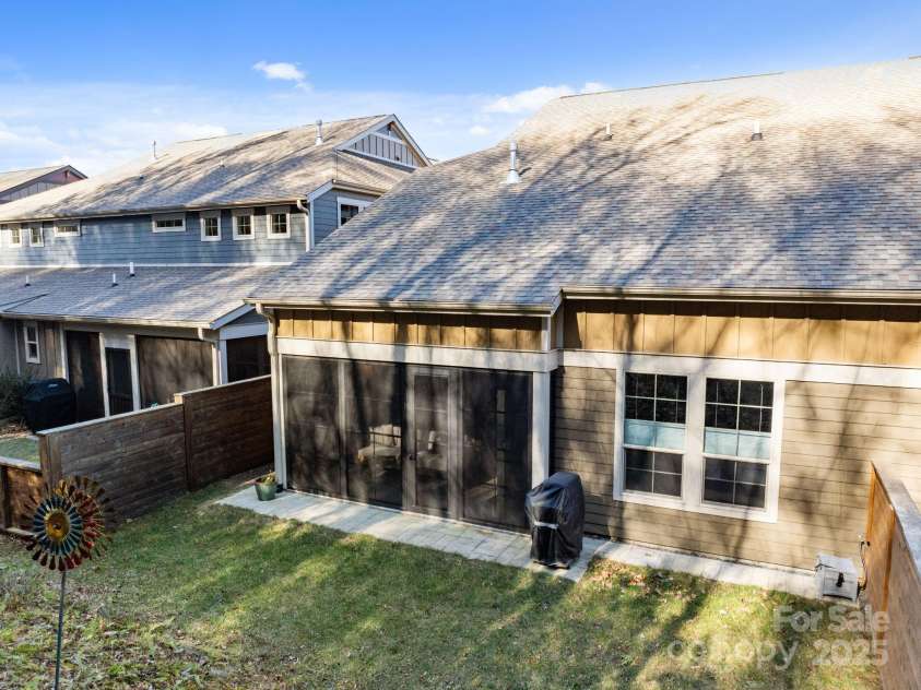 513 Sweet Birch Park Lane, Black Mountain, NC 28711.  MLS# CAR4322583, YatesRealty ID 4563. 