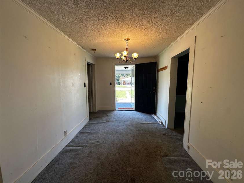 3914 Woodlawn Street, Sharon, SC 29742.  MLS# CAR4416015, YatesRealty ID 45630. 