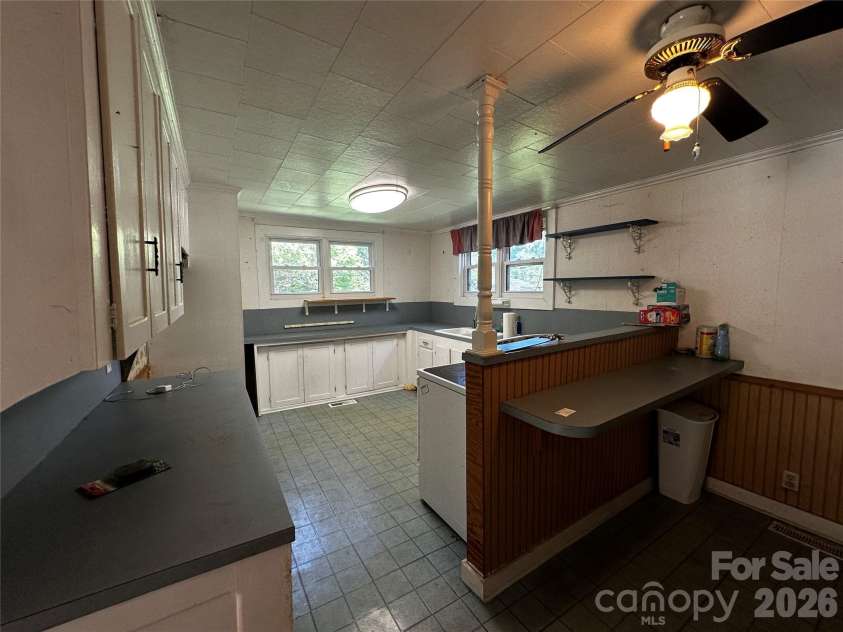 3914 Woodlawn Street, Sharon, SC 29742.  MLS# CAR4416015, YatesRealty ID 45630. 
