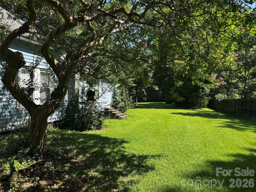 3914 Woodlawn Street, Sharon, SC 29742.  MLS# CAR4416015, YatesRealty ID 45630. 
