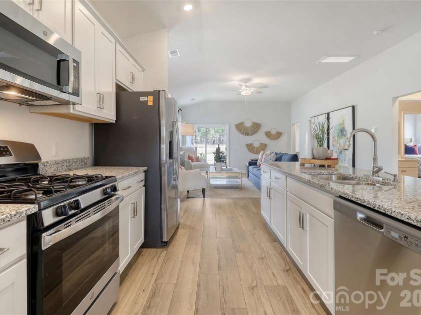 4016 Juno Drive, Charlotte, NC 28215.  MLS# CAR4407890, YatesRealty ID 45632. Photos are representative only. Actual selections may vary.